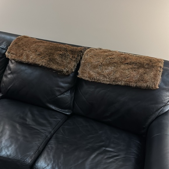 SET of Restoration Hardware Luxe Faux Fur 16 x 26 pillow covers - Picture 4 of 4